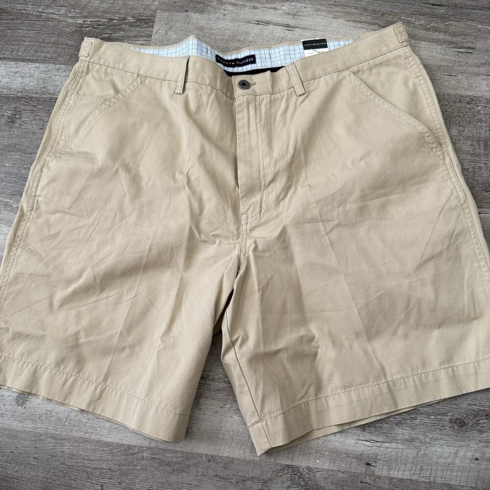 Vintage Tommy Hilfiger Shorts Mens Sz 42 Flat Front Chino Khaki Flap Pocket NEW